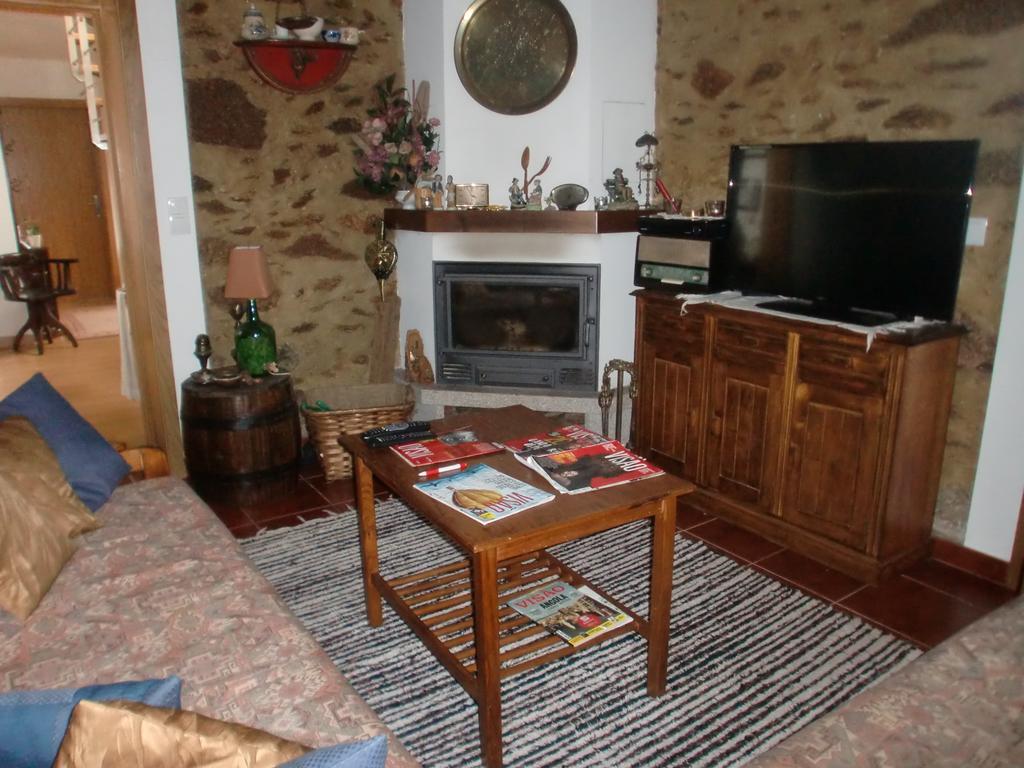 Hotel Casa De Coelhosa à Vale de Cambra Extérieur photo